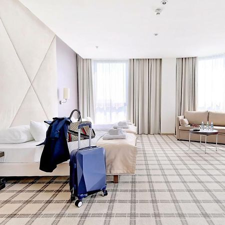 Hotel Rzeszow Bagian luar foto