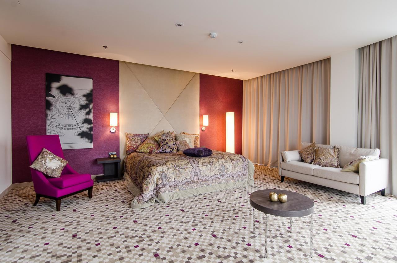 Hotel Rzeszow Bagian luar foto