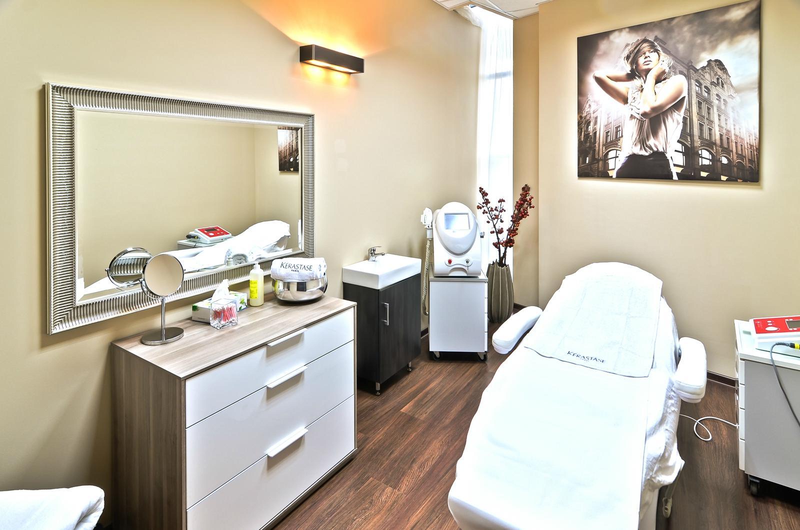 Hotel Rzeszow Bagian luar foto