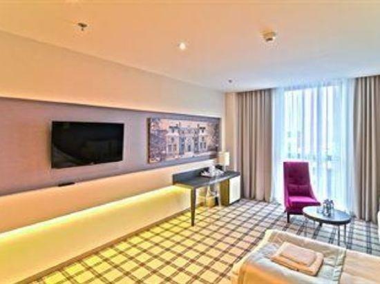 Hotel Rzeszow Bagian luar foto