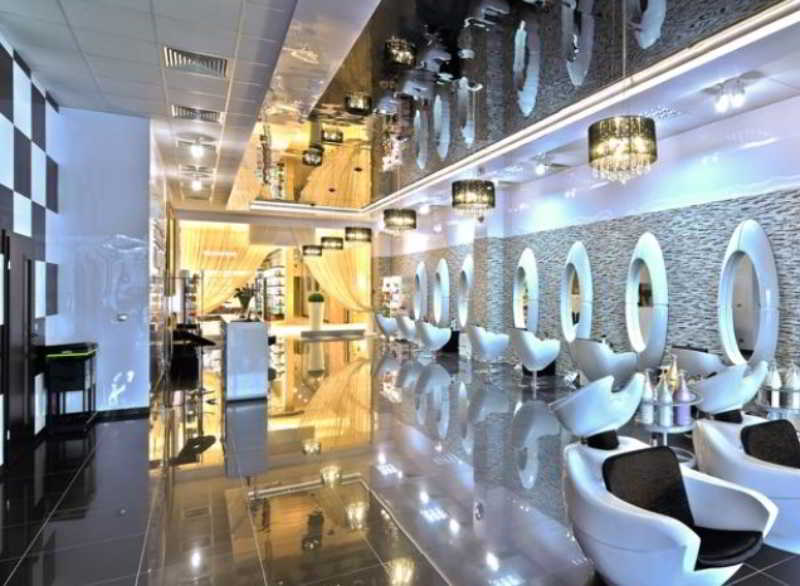 Hotel Rzeszow Bagian luar foto