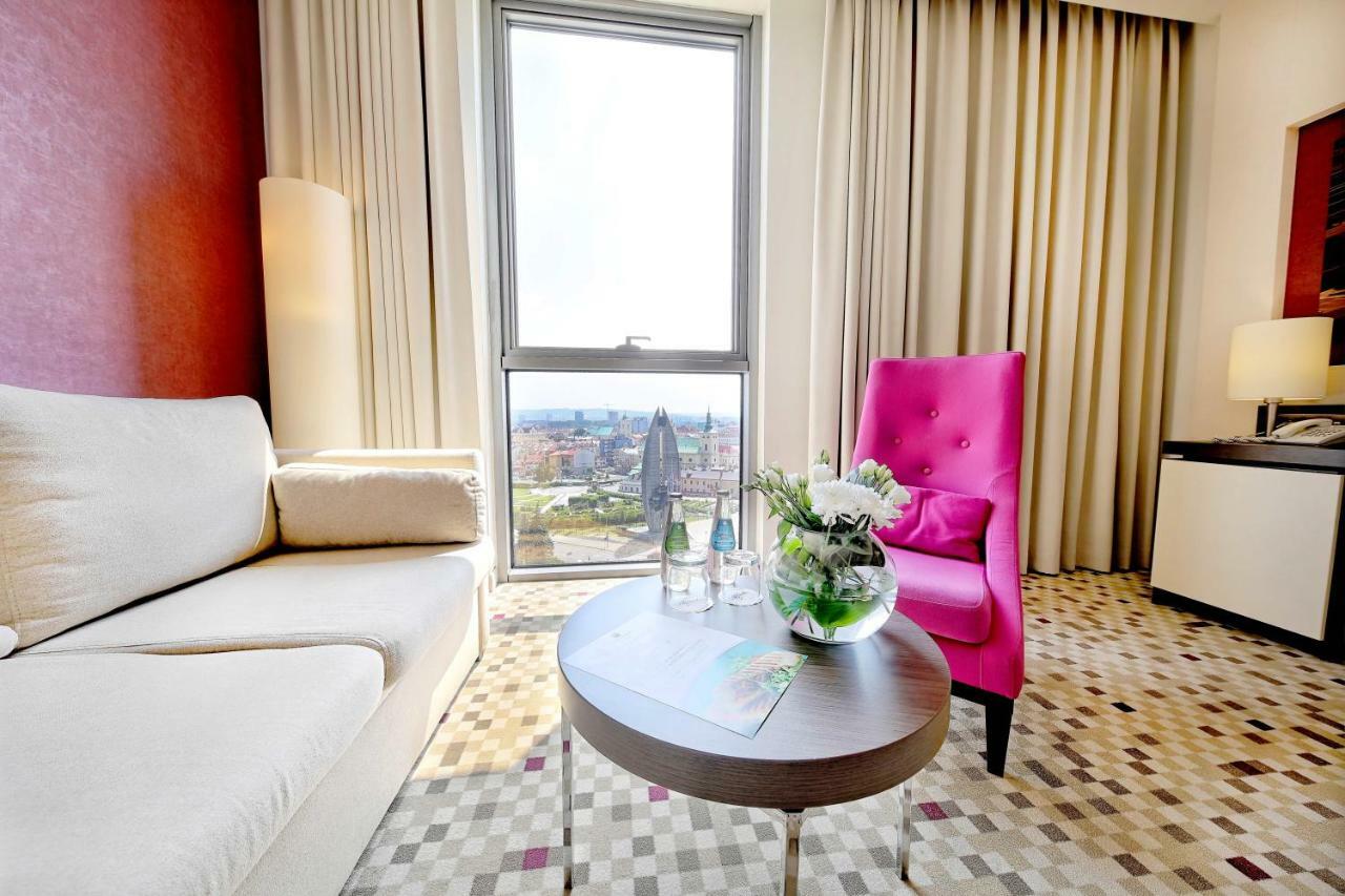 Hotel Rzeszow Bagian luar foto